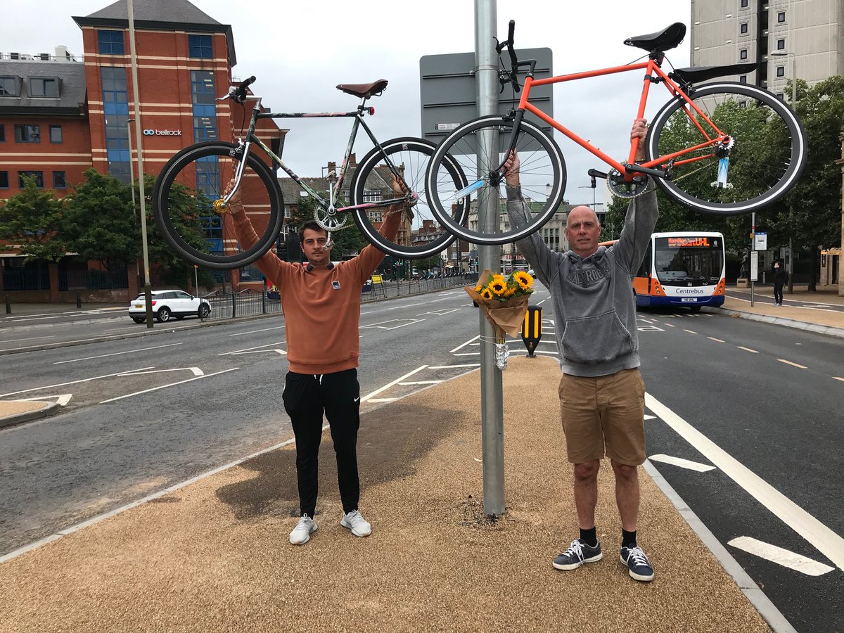 SamSaysCycle's tweet photo. Love and miss our son and brother  Sam  XXX https://t.co/GNYvap4Wm8
