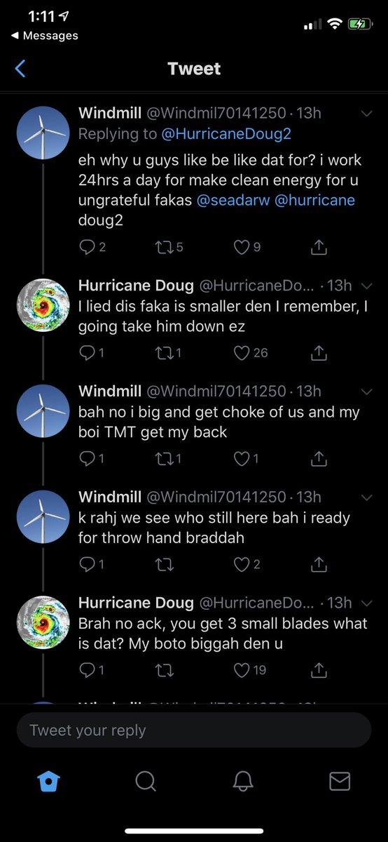 gienahhh's tweet photo. why is hawaii twitter like this LMAO https://t.co/kEnsTzT0bg