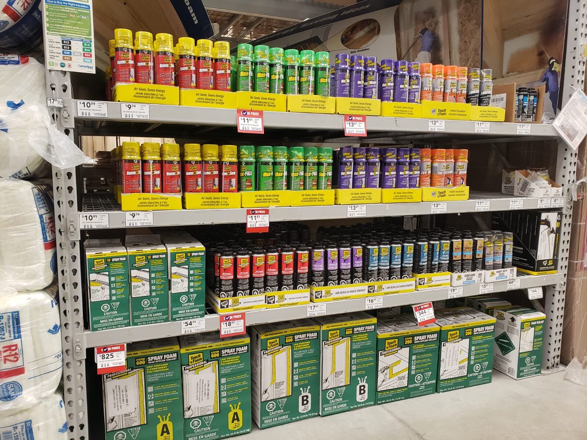 stevesmith7777's tweet photo. #powerpackdown #shelfie #perfectbay @Lowes_Canada @RONAinc   More great examples of our stores being ready to serve our customers across District 1378. 👏👌 https://t.co/B9hkTyvj5Y