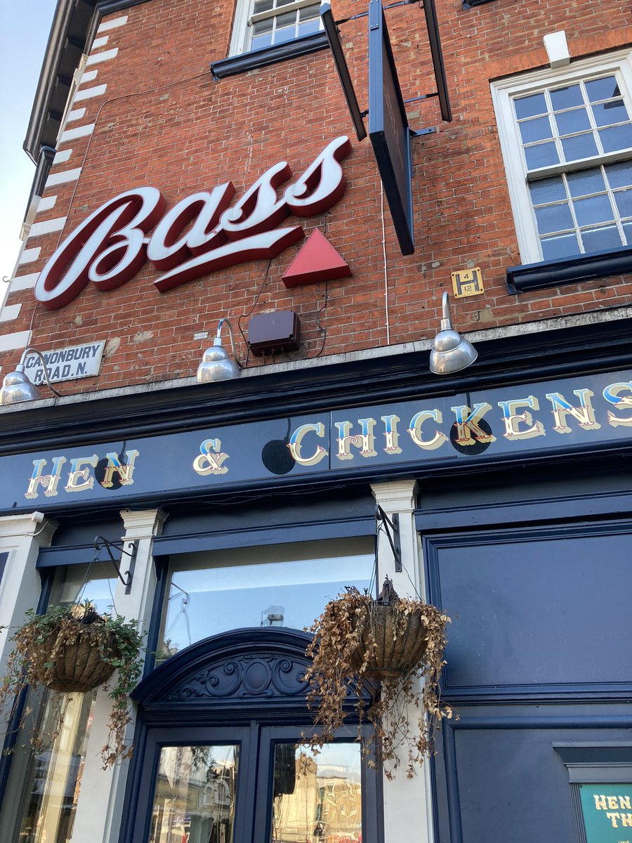 TheHenChickens's tweet image. Donate to The Hen  unrestrictedview.co.uk/donate-to-the-… thank you