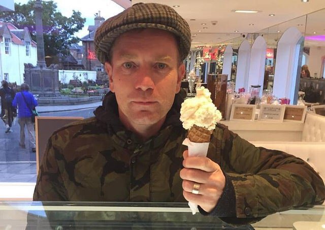 celardors's tweet photo. Ewan McGregor https://t.co/TvOxNODNtM