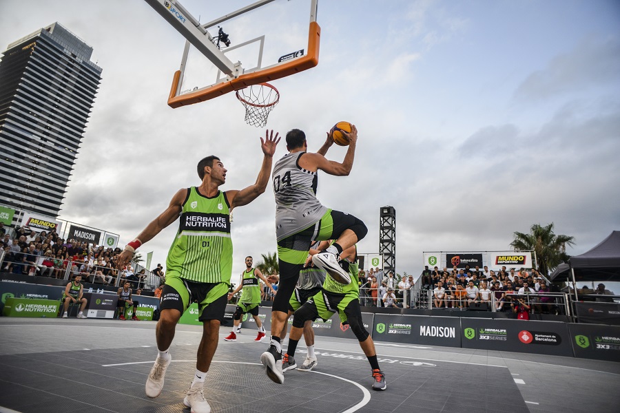 3x3series's tweet photo. Al 🅰️salto del Máster Final

👊 ¡Intenta superarles!

 ⚡️ @NoSpainNoGame 

 ⚡️ @nachomartin83 

 ⚡️ @SergiPino9 

 ⚡️ #IsmaelSanchez

 ⚡️ #DelaFuente 

@BasquetGirona @BaloncestoESP @FIBA3x3 @CompeticionFEB #FelizLunes https://t.co/MWMfCFZ9FP