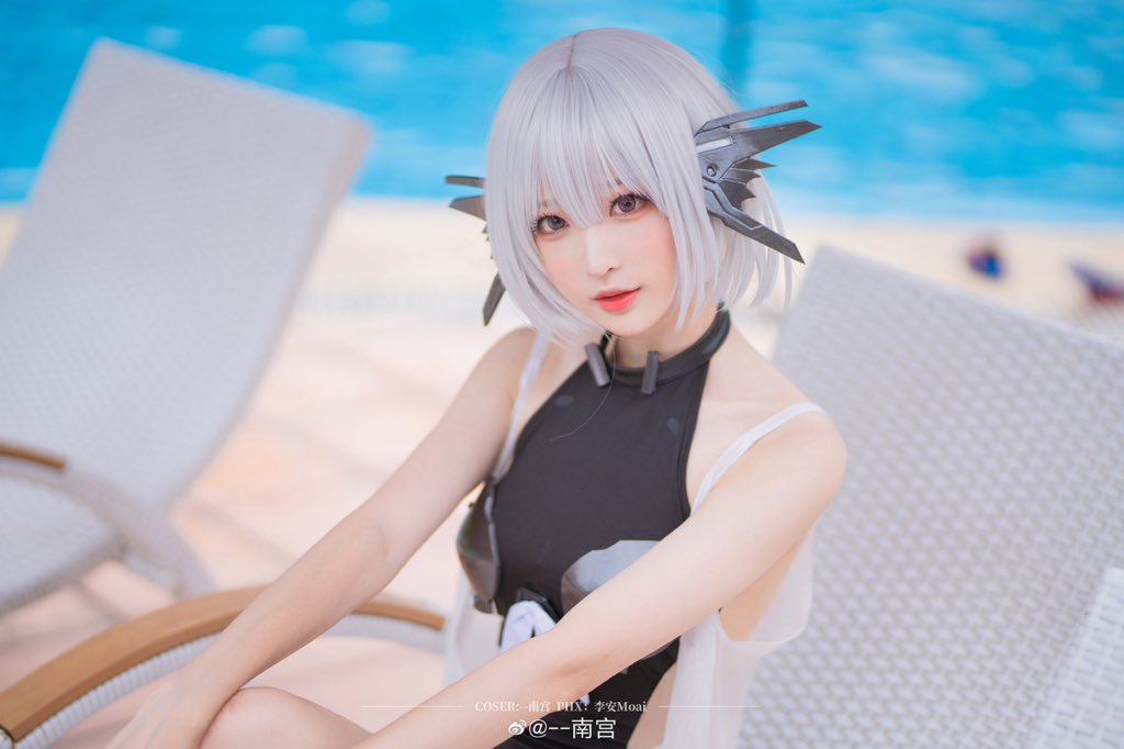 #战双帕弥什 #cos正片 
深海少女

「想要触碰你的心情在意识海里无休止的生长……」

丽芙·仰光 ：@nangongOVO 
摄影：@moaihl 
统筹：@薮猫文化 https://t.co/WDimKRNx4l