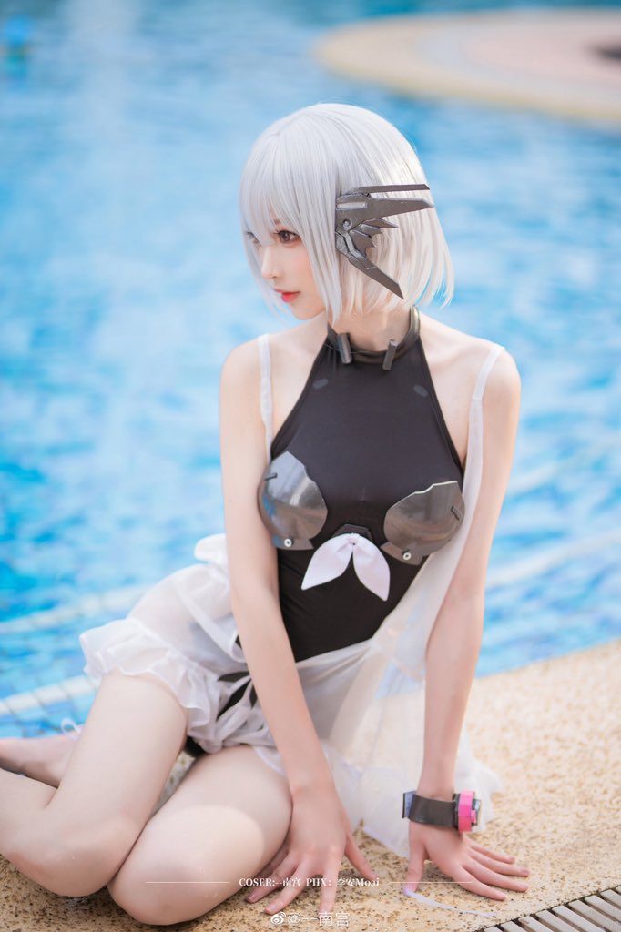 #战双帕弥什 #cos正片 
深海少女

「想要触碰你的心情在意识海里无休止的生长……」

丽芙·仰光 ：@nangongOVO 
摄影：@moaihl 
统筹：@薮猫文化 https://t.co/WDimKRNx4l