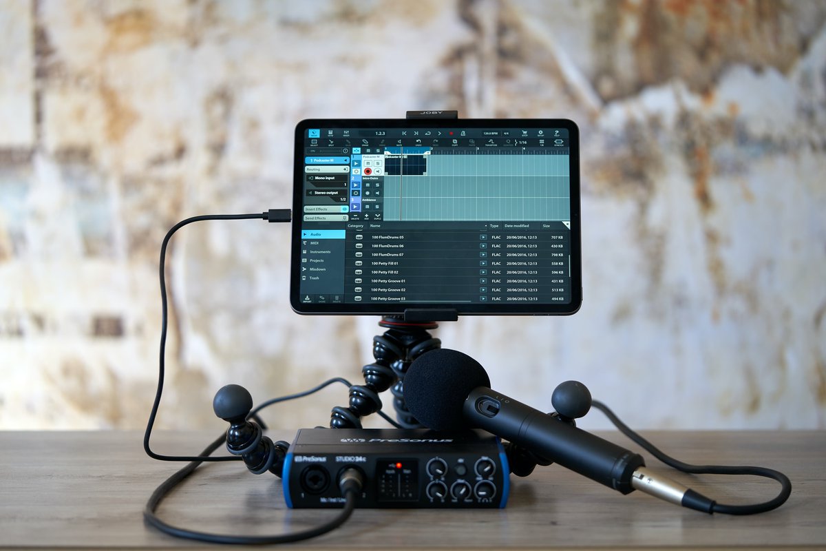 With in-person amateur music still on hold, our new digital-focused events will help you to keep your group musically engaged online. Join us for tips on audio mixing (4 Aug), video editing (7 Aug), and livestreaming solutions (11 Aug)

Book you place: makingmusic.org/events