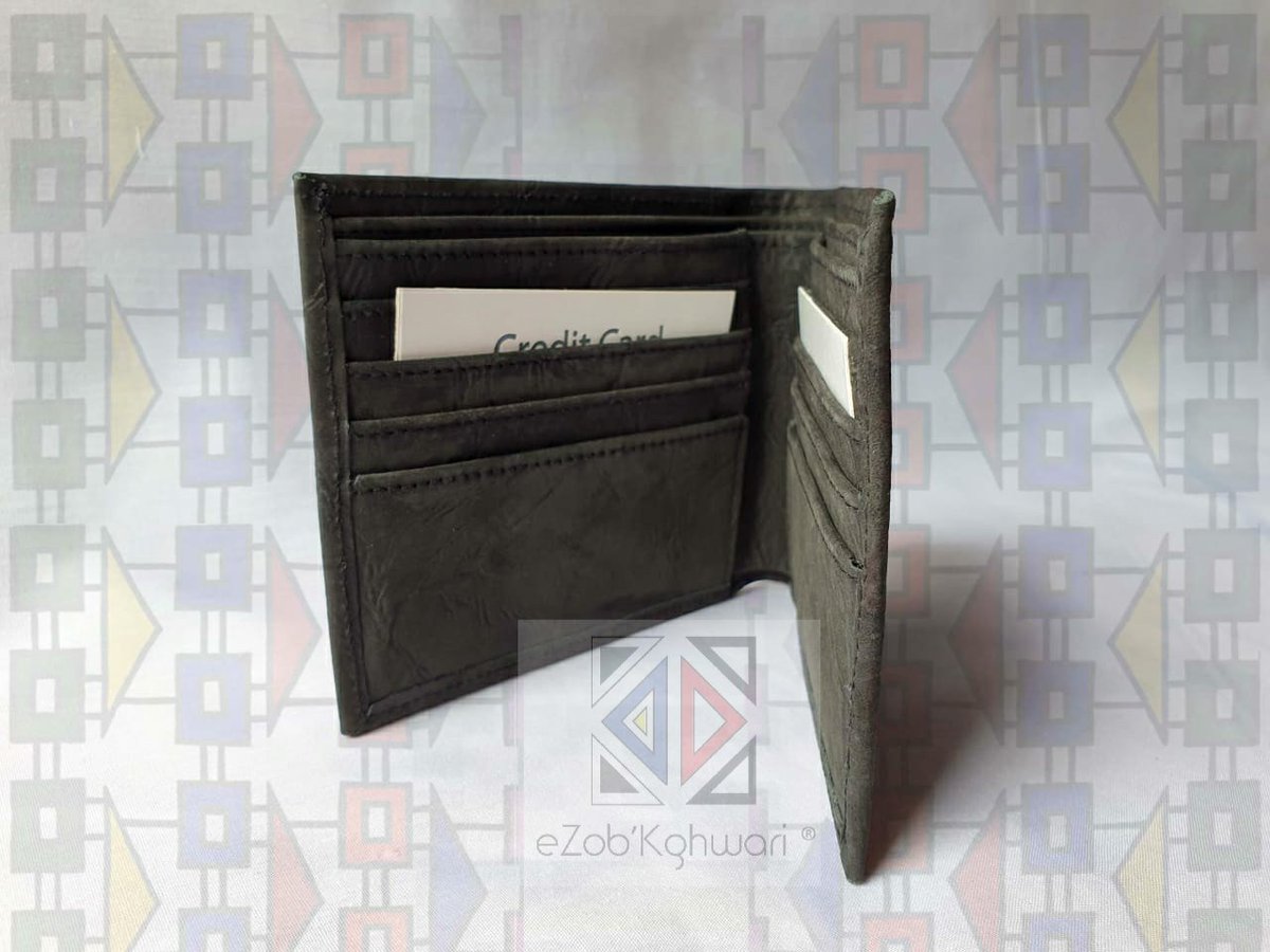ezobkghwari's tweet photo. eZob’Kghwari black kudu leather wallet R500
#ezobkghwari #craftbrand #handmade #leathercrafts #isindebelepattern #leatherwork #leatherwallet #buylocal #GirlTalkZA #GirlBuyZA #djsbu #JoburgEnterprises #WeServeJoburg #MondayMotivaton https://t.co/1hL14sPT8p