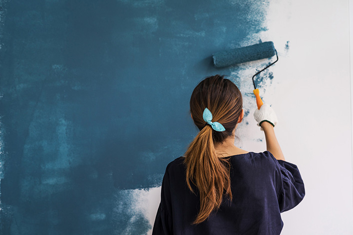 UIAinsurance's tweet photo. Inspired by all the #homemakeovers people are sharing on social media but not sure where to start? Our list of #homeimprovement channels on YouTube offer you guides from bedroom makeovers on a budget to laying a path. #DIY https://t.co/OkYVWnSrU3