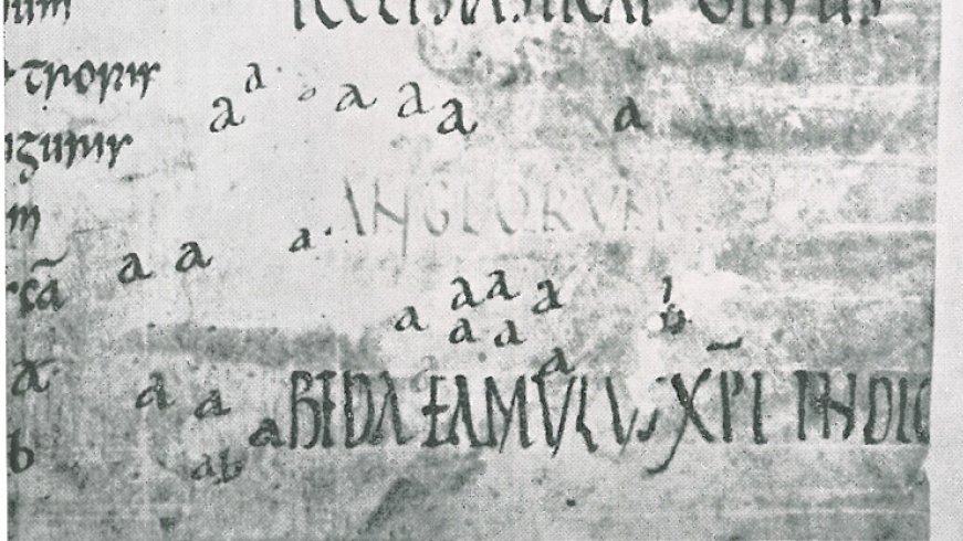 You see that faint little a over the F in FAMVLUS? That's a letter-trial. The question is: is it written over or under the text purported to be by Bede? While Lyublisnkaya confirmed that the line differs from the rest, Barashenkov, did confirm that the "a" is slightly erased. 12/