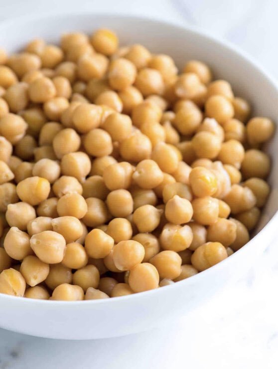 Schwartzie14's tweet photo. Chickpea or Garbanzo? #CopywritersDilemma https://t.co/e9Gb0reDjC