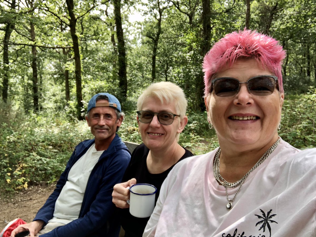 loulouscorpio's tweet photo. Great 6 mile walk yesterday with ☕️ in the woods with great company! 🦋🌲👣🐞🍁🌲🍄😃 #LETSMOVEDEVON #MoreMovement #MotionIsLotion @Trewern_K @activedevon @RamblersGB @WorksWalking @healthywalks @DevonRamblers @PhysioPainAssoc @get_btr @BritishPainSoc @livewellpain https://t.co/3dUeWLGLsW