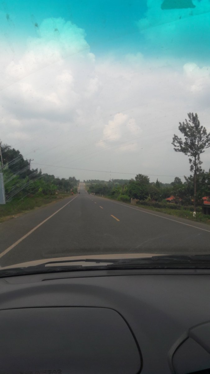 kakensaug's tweet photo. Border to border road connection .
Mbale to Rwakhakha boarder in Namisindwa district.
#GOUWorks
#MKINEASTERN
#M72021
#MK2026 https://t.co/Hj6ihJIUtp