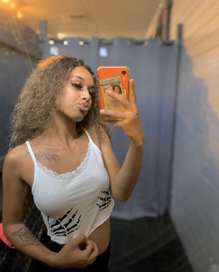 XxBrooklynMarie's tweet photo. He like em nasty nasty 🤤 https://t.co/TfiGko5WnK