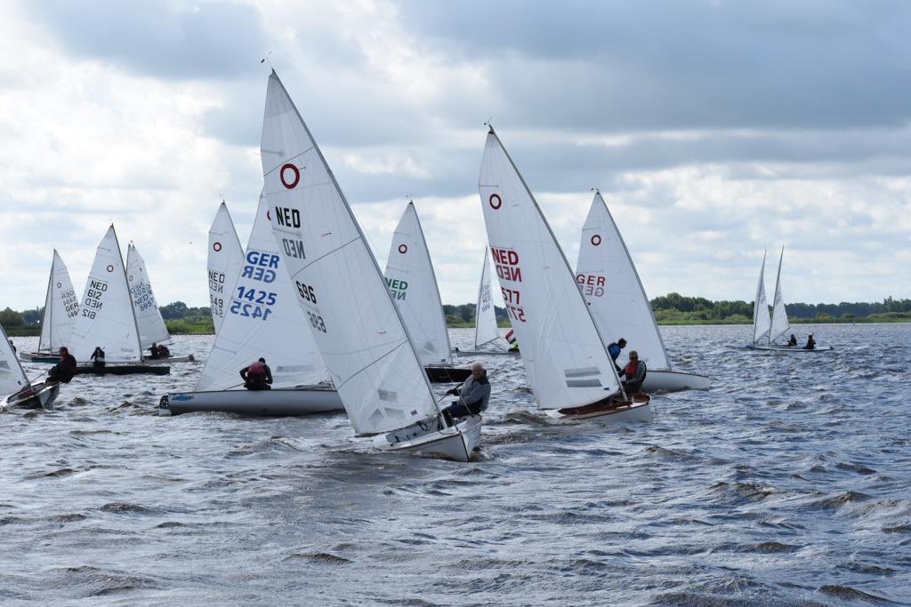 Post Corona opening #Olympiajol wedstrijdseizoen met 43 deelnemers, gewonnen door Thies Bosch (Abcoude) voor Joop de Jong (Rotterdam) en Onno Yntema (Sneek). Nu eerst de Nationale Training op de Braassemermeer dan de Goldcup op Sloten.