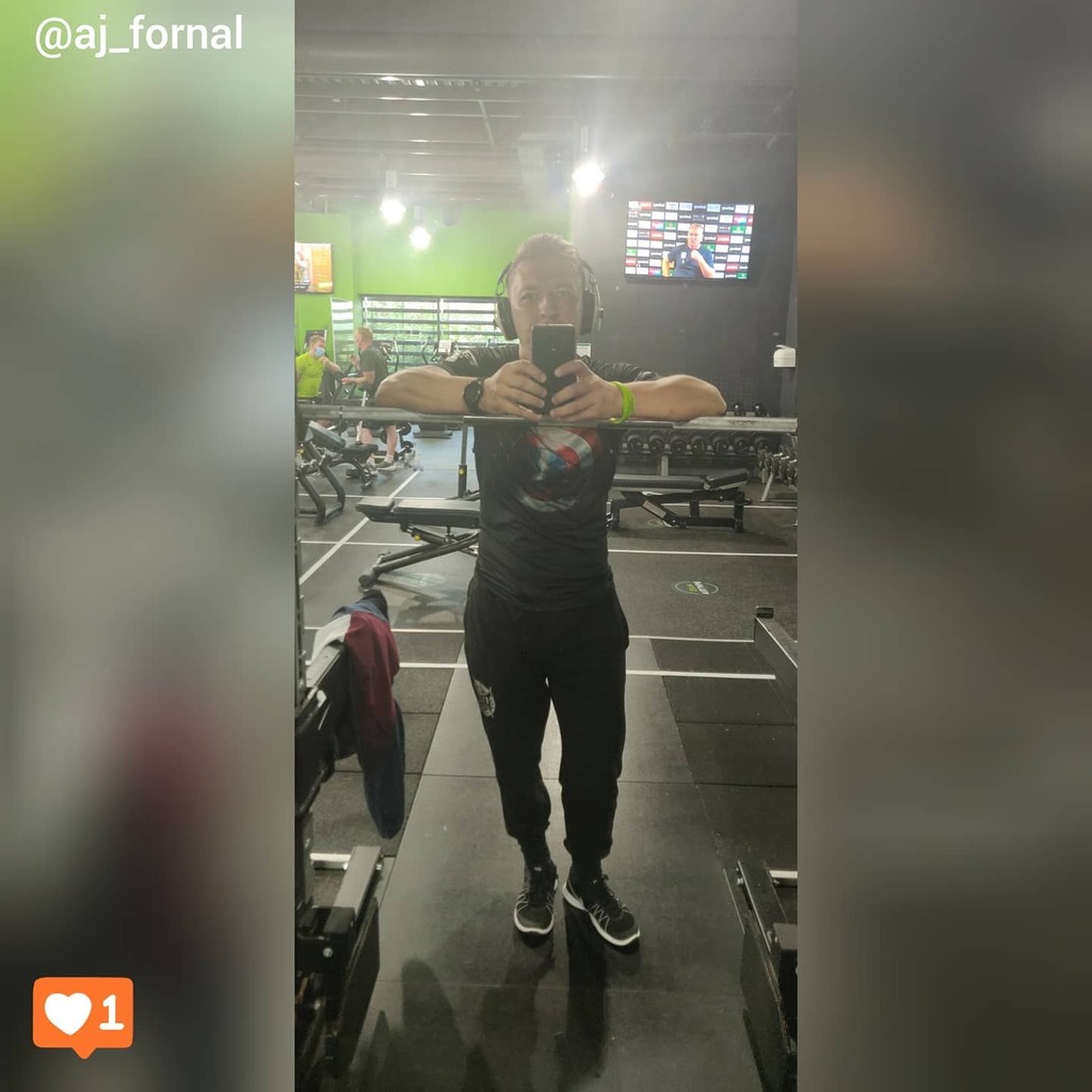 insect_uk's tweet photo. Me at the bar... again!
.
. 
.
Finally!
After all this COVID-19 lockdown shit we can do something for ourselves using the gym.
.
.
. 
.
.
.
.
.
.
.
.
.
.
.
.
.
.
#fitnesslife #body #muscle #achieve #workout #fitnessgoal #fitnesslifestyle #fitnessmotivati… https://t.co/reQnuXDz78 https://t.co/xQJc88s9Zc