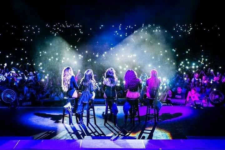 jhessreal5h's tweet photo. Happy 8th anniversary @FifthHarmony love you always and forever 😘💕💕💕
#8thYearsofFifthHarmony #SALAMATNALANGSALAHAT5H https://t.co/JBrqmS3TAt