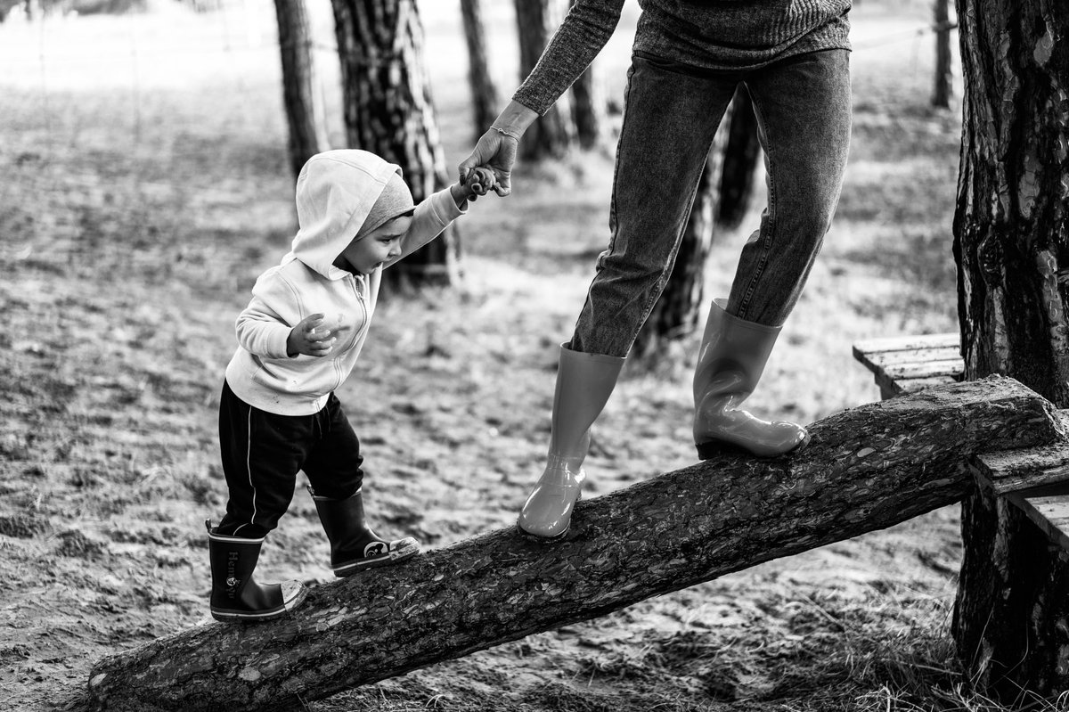 #psychotherapy is helpful for a wide range of difficulties, from emotional and behavioural problems in young children, to depression and #anxiety in adolescents and adults. 

We are here and we can help #MentalHealth  ❤️💚💙💜

Find out more here: bit.ly/3cvGLsd