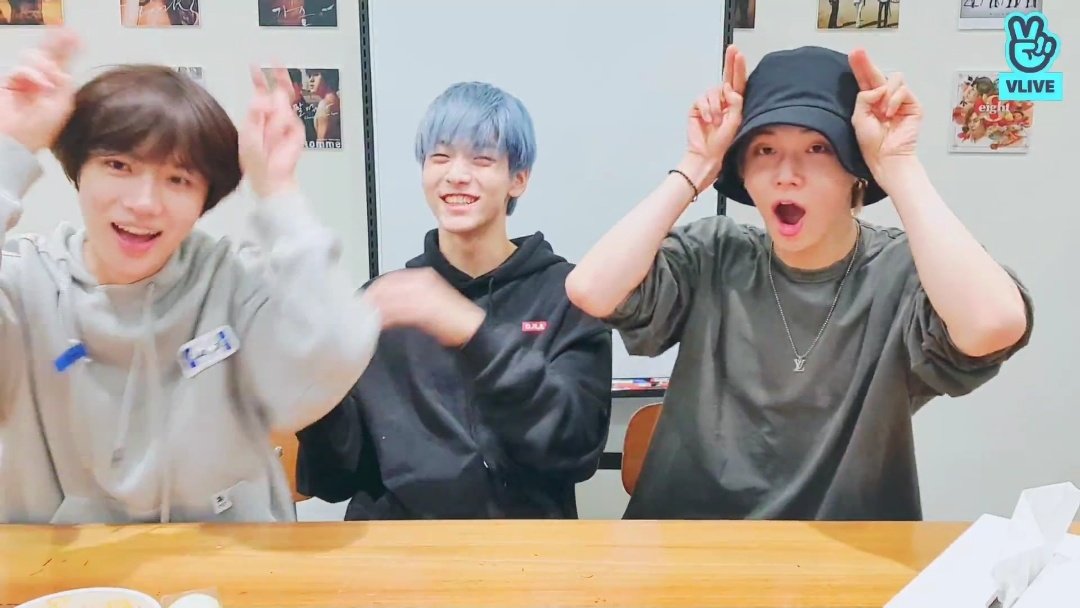 miniebeom's tweet photo. @polaroidgyu ALLLLL OMG OANFIJAIAJF https://t.co/OvSn2q0S21