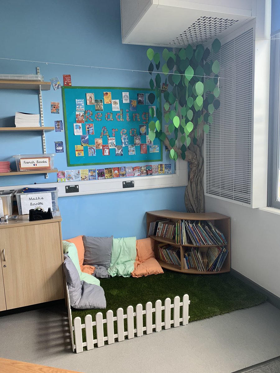 So happy with how my reading corner is looking! 📚 can’t wait to add the finishing touches 👩🏼‍🏫🌳📖