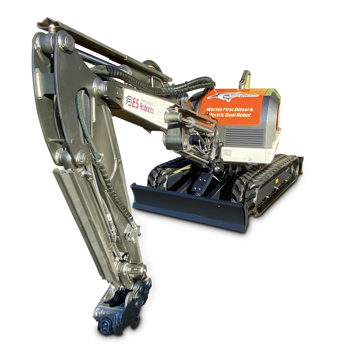 Masupalami's tweet photo. We are having an Exclusive AKULA Diesel and Electric  DR300 Demonstration on the 6th August. Numbers are limited and Social Distancing will be strictly followed. Please email paul@esmanufac.com https://t.co/5Cyxp8KVbJ