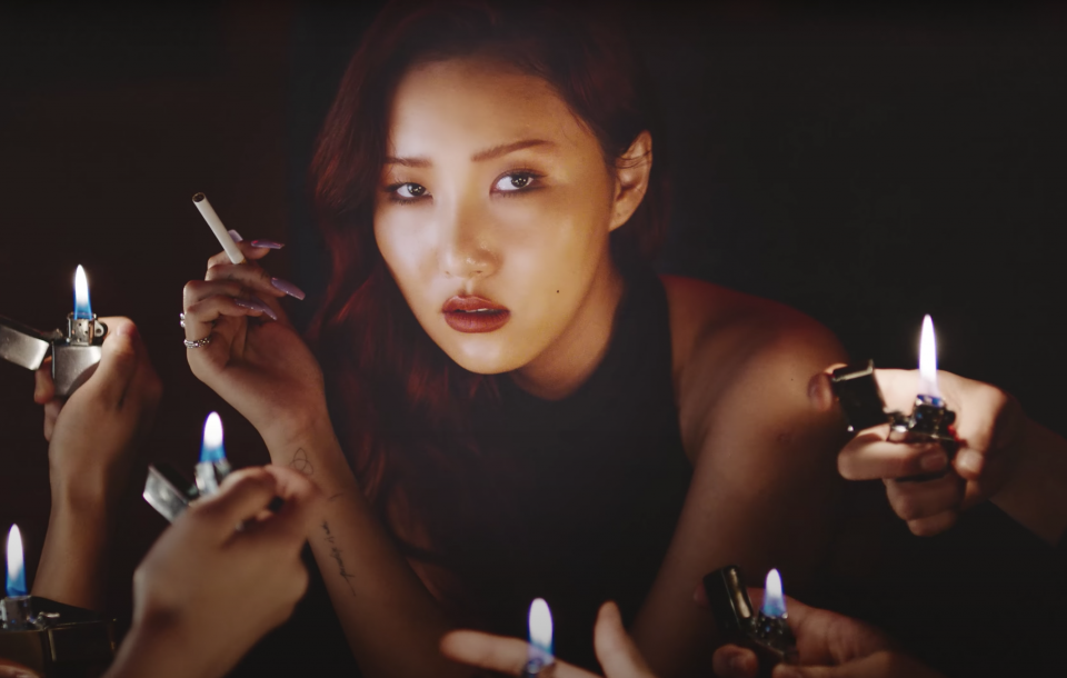 YesStyle's tweet photo. Hwasa has her 3rd solo music show win!🥳
#maria1stwin
#Hwasa #화사
@RBW_MAMAMOO https://t.co/NEcdVkgz4N