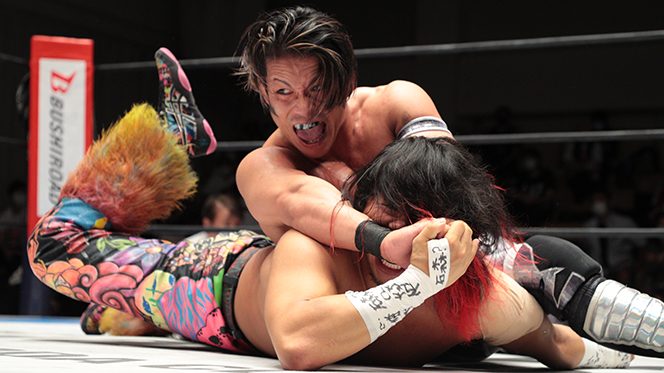 高橋ヒロム 高橋ヒロムが衝撃のタップアウト負け！ ジュニア王者の左肩を集中攻撃