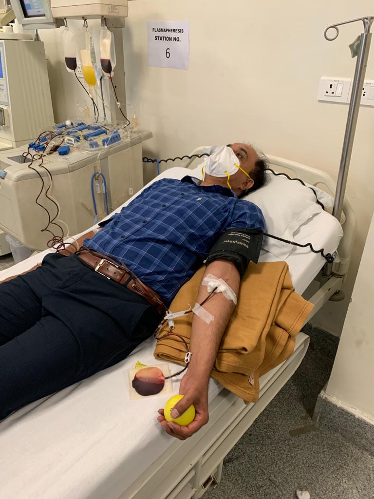 DCP New Delhi (@dcpnewdelhi) on Twitter photo Responding to a request for plasma donation,Insp. Shish Pal,PS Connaught Place, donated blood plasma at ILBS, Vasant kunj for a 63 yrs old senior citizen whose condition is serious due to #COVIDуГ╝19. We appreciate this noble act of <a href="/Inspshishpal/">Insp Shish Pal</a>.
<a href="/CPDelhi/">CP Delhi #DilKiPolice</a> <a href="/DelhiPolice/">Delhi Police</a> Responding to a request for plasma donation,Insp. Shish Pal,PS Connaught Place, donated blood plasma at ILBS, Vasant kunj for a 63 yrs old senior citizen whose condition is serious due to #COVIDуГ╝19. We appreciate this noble act of <a href="/Inspshishpal/">Insp Shish Pal</a>.
<a href="/CPDelhi/">CP Delhi #DilKiPolice</a> <a href="/DelhiPolice/">Delhi Police</a>
