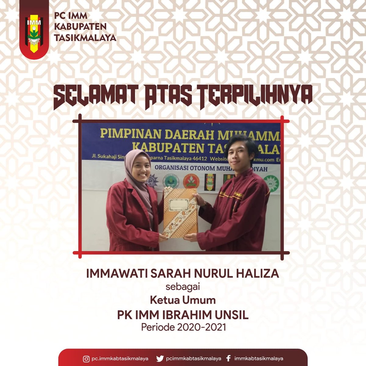 pcimmkabtasikm's tweet photo. Selamat atas terpilihnya Immawati Sarah Nurul Haliza sebagai Ketua Umum PK IMM Ibrahim Universitas Siliwangi.
#muhammadiyah #aktivismahasiswa #akademisi #immjaya #immtasik #islamberkemajuan #akademisiislam #imm #immawan #immawati https://t.co/BIt8Zz4BYs