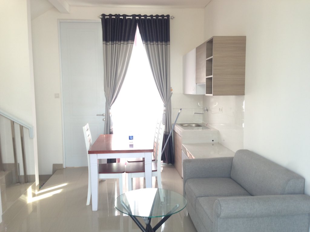 info_cilegon's tweet photo. DISEWAKAN rumah 2 lantai, 2 kamar tidur di CILEGON PARK
Jl Lingkar Selatan KM4, Kalitimbang, Cibeber, Cilegon
Fasilitas:
- Sofa
- Meja makan
- Kasur 2
- Lemari 2
- AC 2 kamar
- Kitchen Set
- Gorden
- Closet duduk, shower, dll
- IndiHome
Bisa tahunan, 6/3 bulanan
WA 0815-8648-8011 https://t.co/TevUFjQL4T