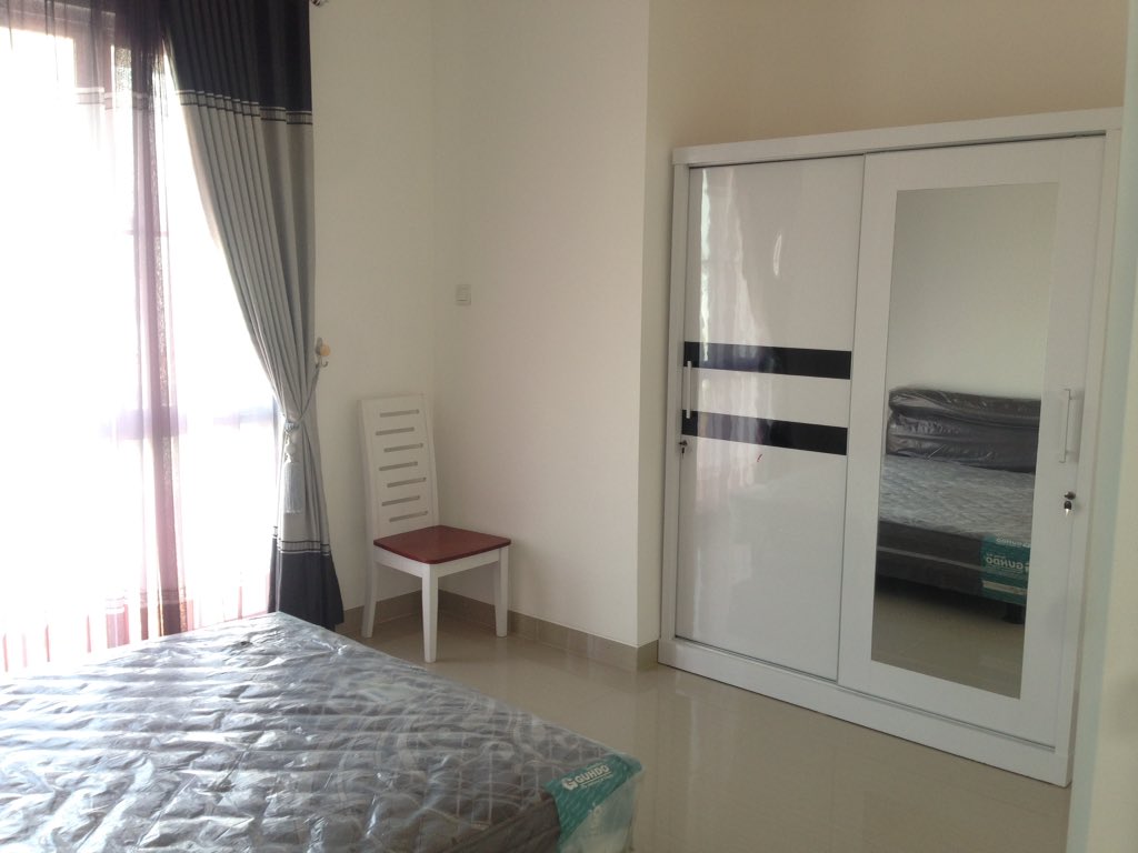 info_cilegon's tweet photo. DISEWAKAN rumah 2 lantai, 2 kamar tidur di CILEGON PARK
Jl Lingkar Selatan KM4, Kalitimbang, Cibeber, Cilegon
Fasilitas:
- Sofa
- Meja makan
- Kasur 2
- Lemari 2
- AC 2 kamar
- Kitchen Set
- Gorden
- Closet duduk, shower, dll
- IndiHome
Bisa tahunan, 6/3 bulanan
WA 0815-8648-8011 https://t.co/TevUFjQL4T