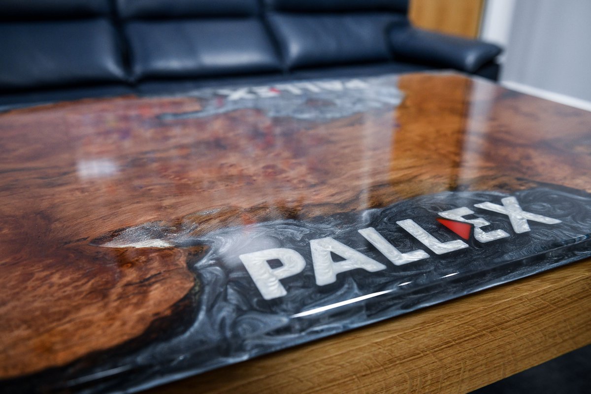 A massive thank you to John Edmunds from Pall-Ex shareholder member <a href="/JSE_Transport/">JSE Transport</a> who created this amazing hand-crafted table.
We think it looks fab in our upstairs sofa area! Thank you, John! #teamplx #shareholdermember