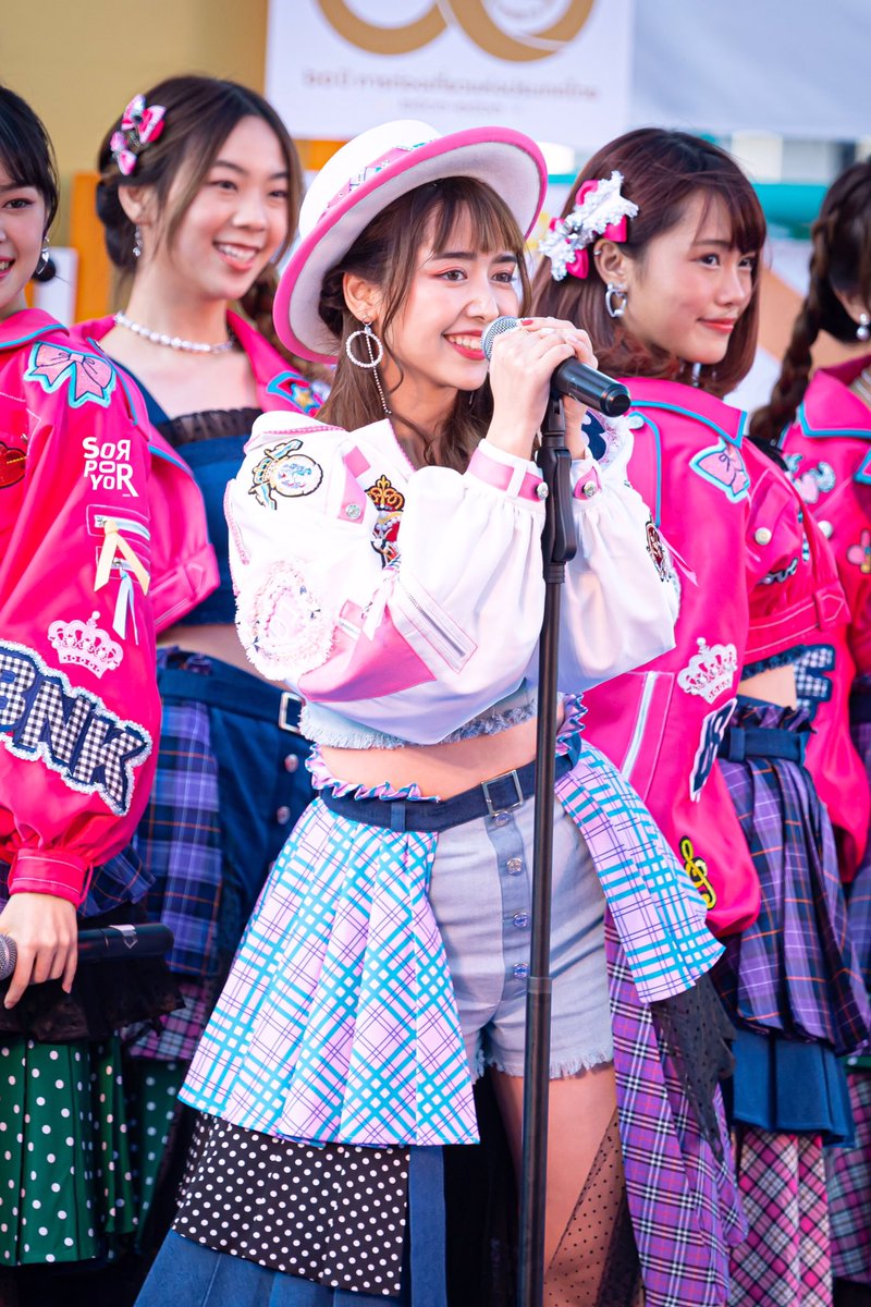sorporyor's tweet photo. 1 2 3 4 … 💖 (4)
#สพย #Sorporyor #BNK48 #JaneBNK48 #HeavyRotationTH https://t.co/UN7GmzRiU8