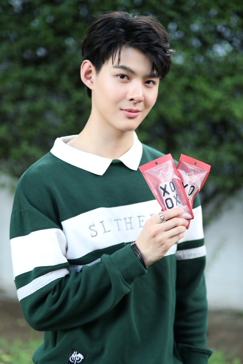 Saint_sup's tweet photo. Saint me up 💄 #XOXOโดนใจเซ้นต์เลย #Saint_sup https://t.co/ZfmoImyATP