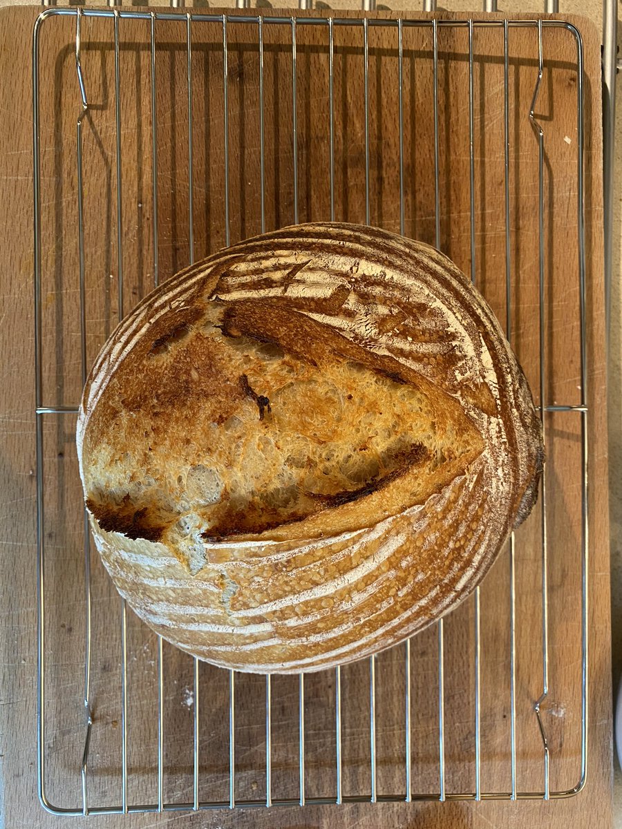 s0_sinclair's tweet photo. Not bad for a first sourdough.. @therealweissman https://t.co/t5S4Sq5YwT