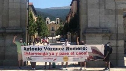 WorkerStrikeBck's tweet photo. .@unitetheunion criticizes #IAG's decision to "spend hundreds of millions of euros" on the acquisition of @AirEuropa while alleging lack of money as an excuse to execute a layoff and rehire strategy on its @British_Airways  workforce. #BAbetrayal https://t.co/qWsI9mgrRg https://t.co/Yyjos8V9tS