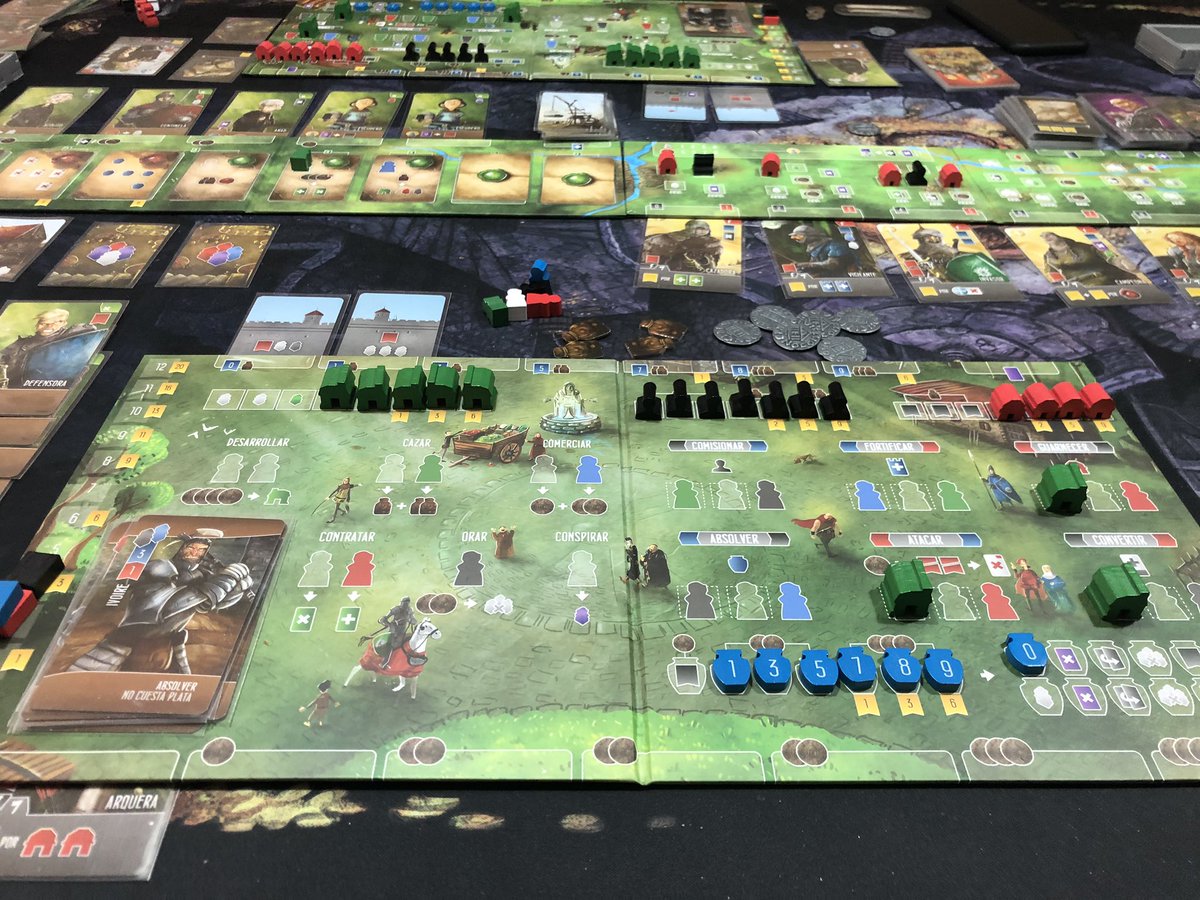 Diario_Jugon's tweet photo. Aprovechando las vacaciones para darle caña tanto a #ustelegraph como a #paladinesdelreinodeloeste #boardgames @EdPrimigenio @MalditoGamesES @cnavarroCNM https://t.co/pitxJkaNxi