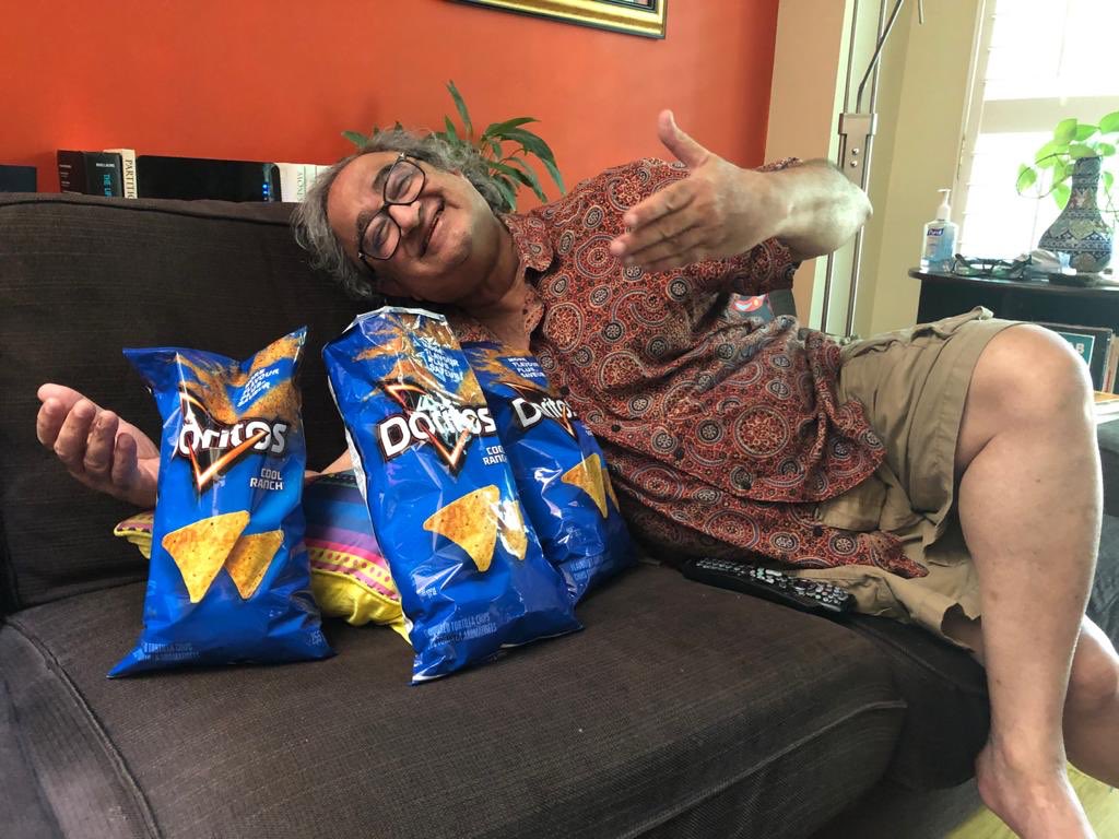 Faizanss2's tweet image. It's completely Joker