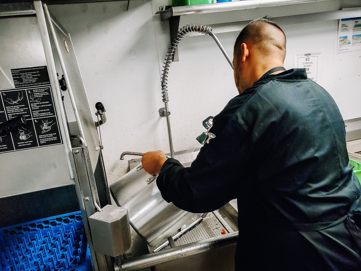 MECasaFoods's tweet photo. Let all that you do be done in love.  That’s our mantra, familia.  Even when we’re cleaning our pots! 
Last night we began testing our shipping application on our new website.   We’re getting closer to the launch of our e-commerce product line!!! https://t.co/7E995T4Jxv