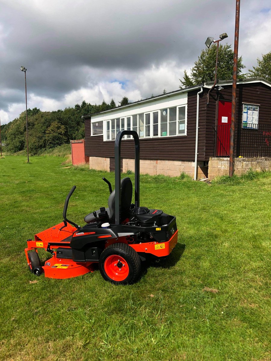 Duns Junior Football Club are pleased to announce that back in May this year we were successful in our application for funding from the Blackhill Windfarm Community Fund.  This funding has helped the club secure a brand new sit on lawnmower which will be used to maintain pitches.