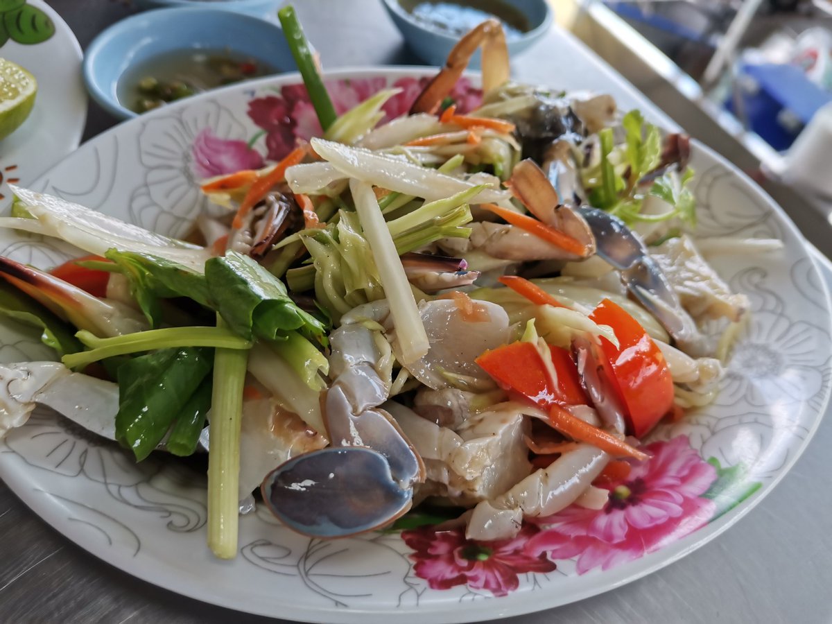 pasakronkeng's tweet photo. #อัมพวา
#อาหารอร่อย😘 https://t.co/vDg6TQ6Lj7