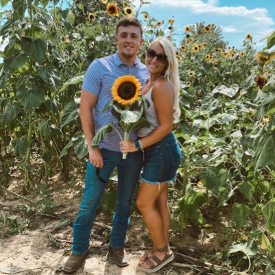 haileybrooke6's tweet photo. My love 💛  #NewProfilePic https://t.co/4ePgjbufzZ