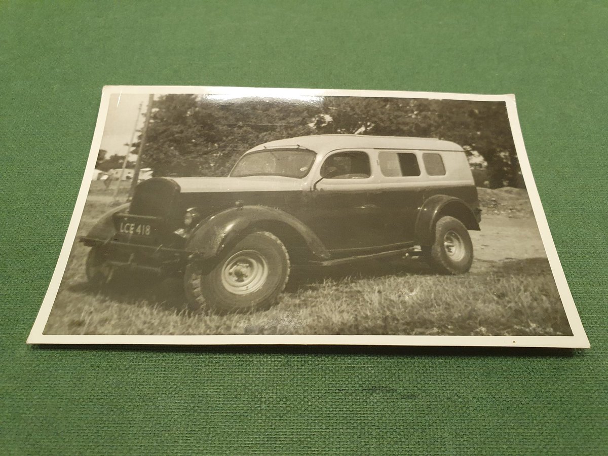 D7Cook's tweet photo. Can anyone Identify this early 4WD SUV? https://t.co/eS0uVNht2p