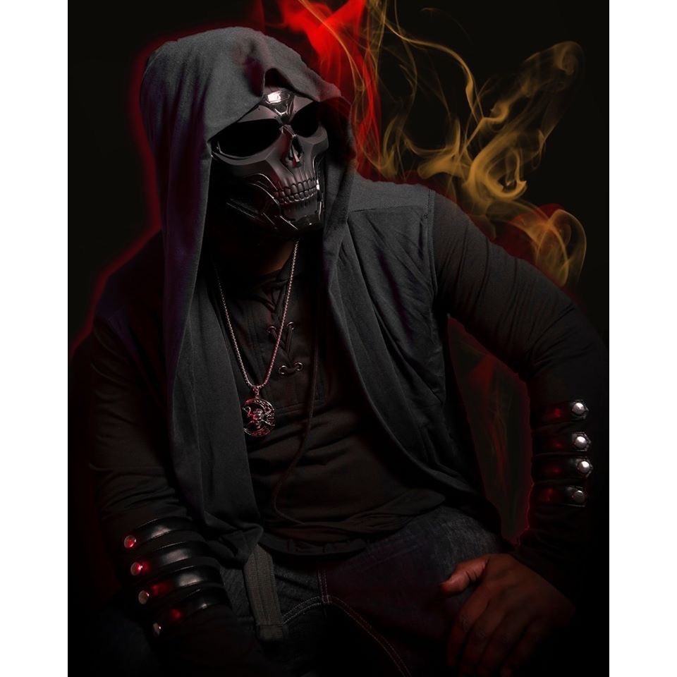 majikninjaent's tweet photo. Get your copy of @lexthehexmaster ‘s latest  #EP #partycastle part 1 @twiztidshop (https://t.co/WeqdfBKfMM) or on #digitaloutlets:
https://t.co/b6ZogclLER
#lexthehexmaster #shadowarmy #shadowking #rap #underground #newmusic #mne2020 https://t.co/Uj2hqqggTg