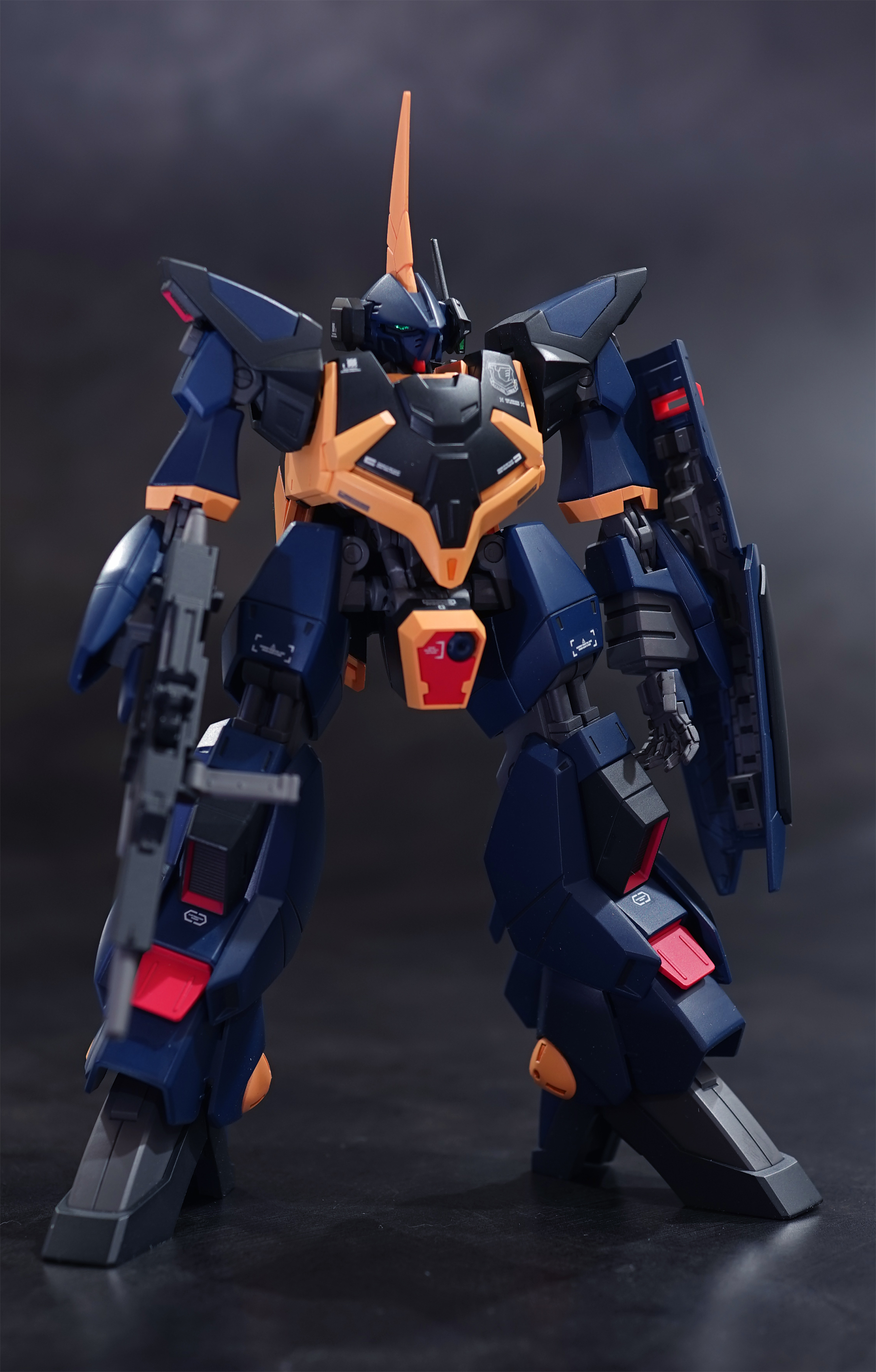 韓国　ガンダムMk-II 　無版権　パチ　フィギュア　激レア✨ 韓国 ガンダムMk-II 無版権 パチ フィギュア 激レア✨ - メルカリ