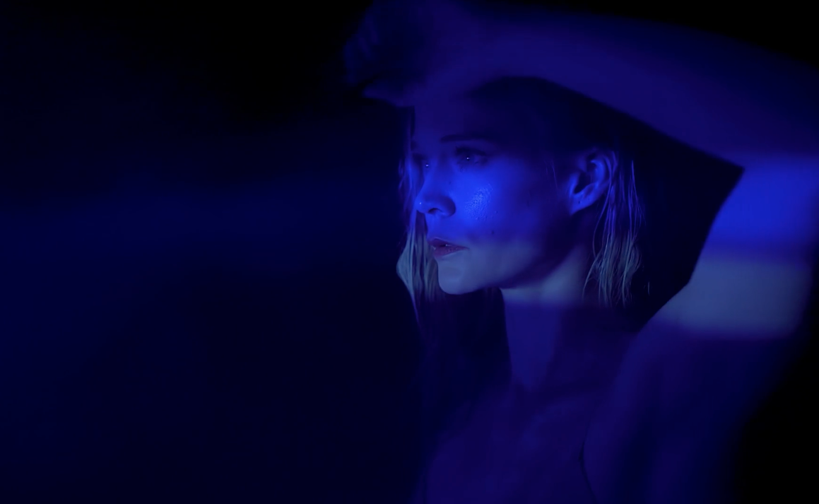 revista192's tweet photo. En la penumbra siempre habrá luz... “Bruma”, un film de Paola Jose para #192Digital
https://t.co/oDhukdL2U6 https://t.co/U4RQwdXVVZ