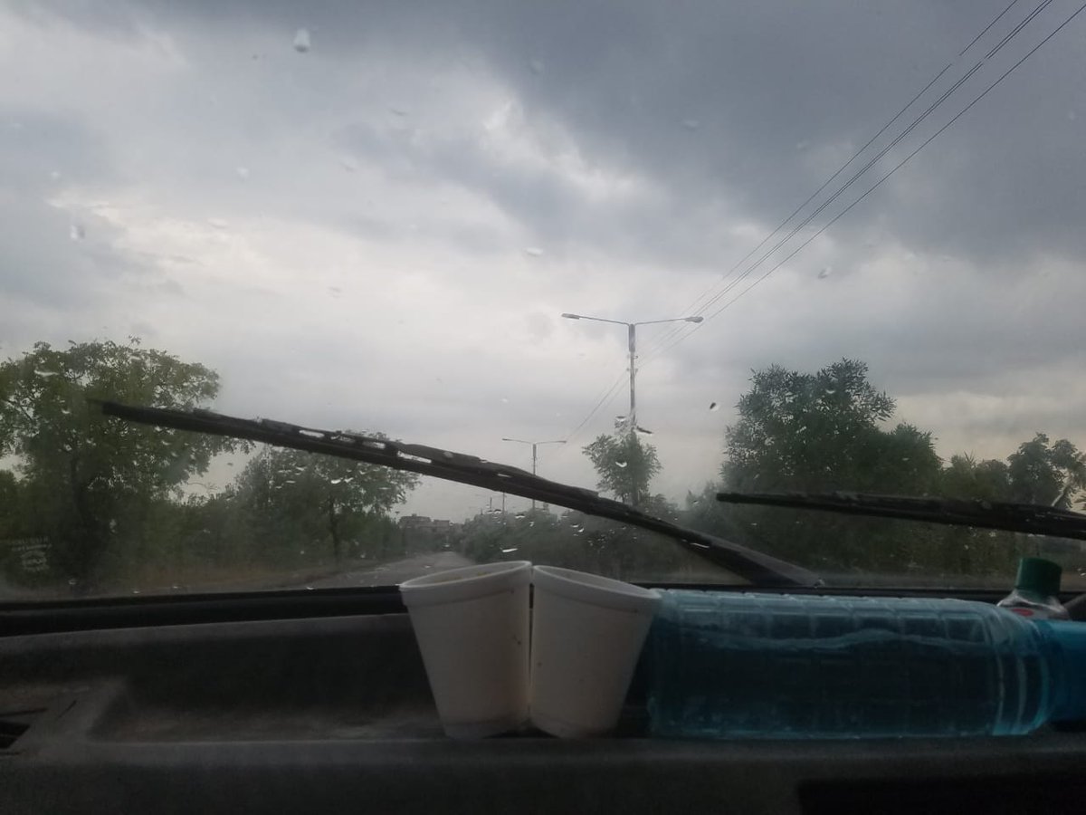 SamraHussain79's tweet photo. کیوں مانگ رہے ہو کسی بارش کی دعائیں
تم اپنے شکستہ در و دیوار تو دیکھو.. ....

KarachiRain
University of Karachi https://t.co/vShpVfFBZL