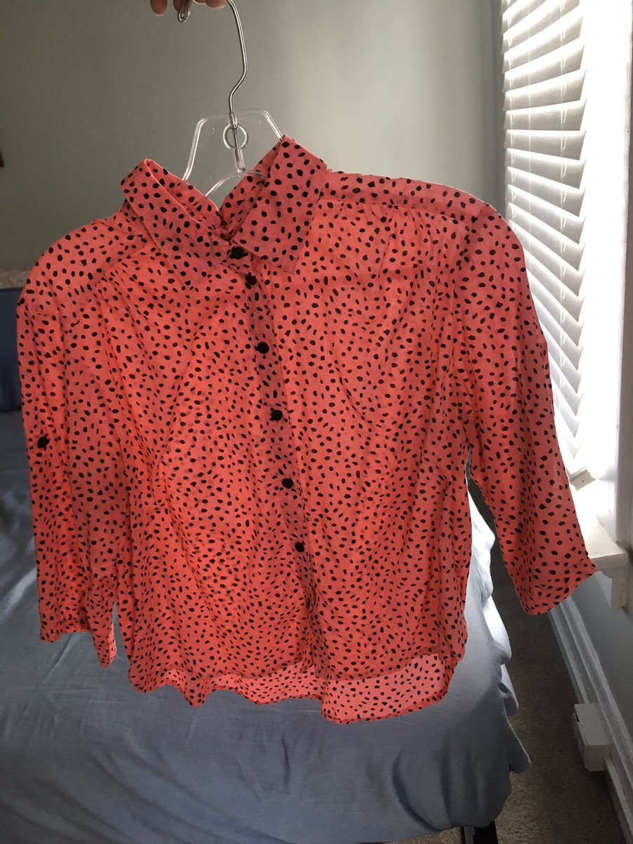 x3katherine's tweet photo. @emma_eclogite hah - this looks similar in color to one of the very few colorful clothing items that i wear!!! i call it my flintstones shirt. i should wear this again soon! https://t.co/QRnuuDuiAs