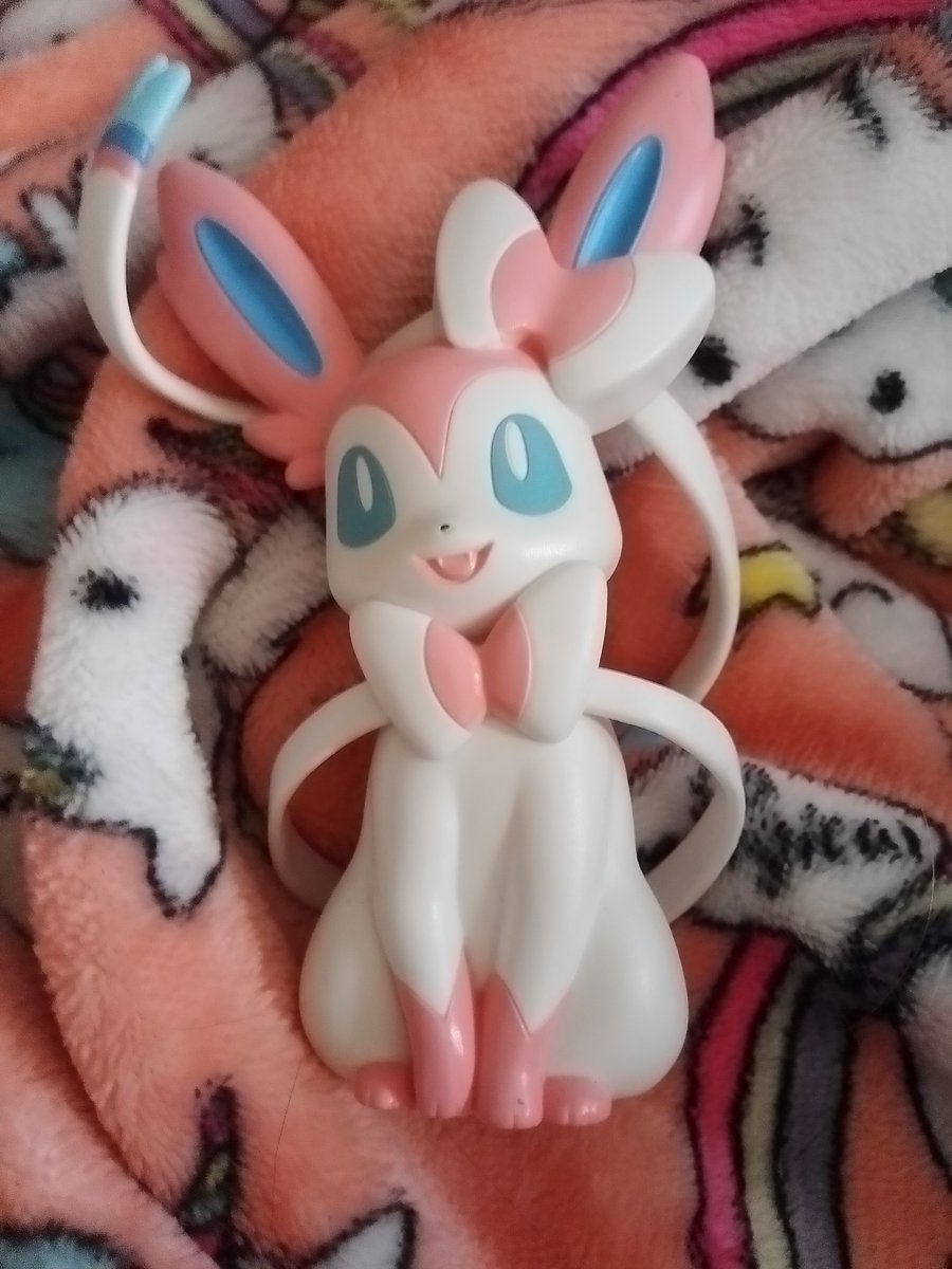 sylveon talking plush