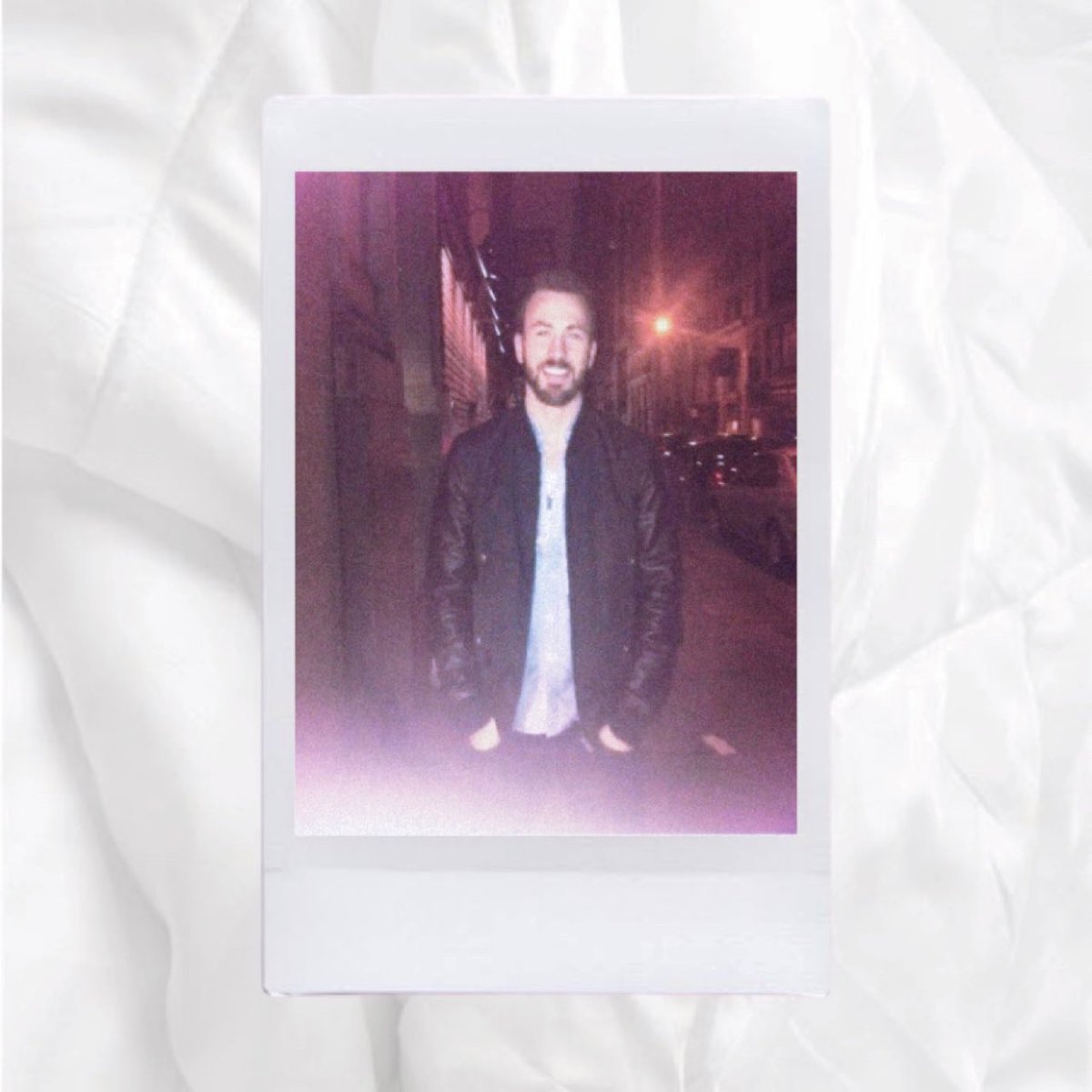 your polaroids if chris evans was your boyfriend — 𝒂 𝒕𝒉𝒓𝒆𝒂𝒅 