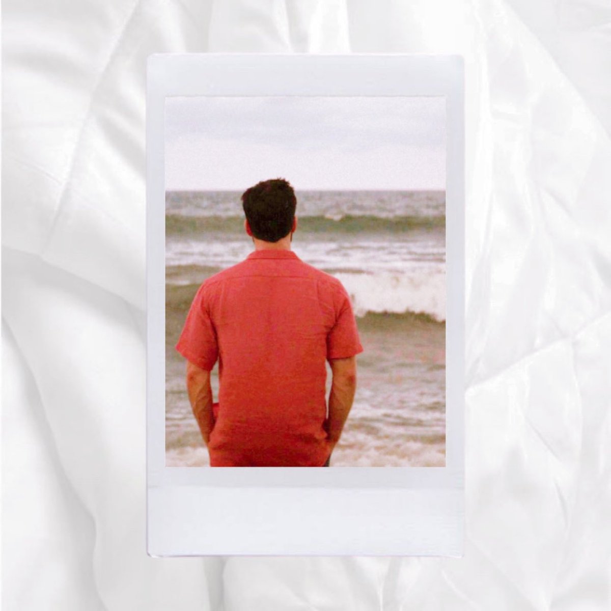 your polaroids if chris evans was your boyfriend — 𝒂 𝒕𝒉𝒓𝒆𝒂𝒅 