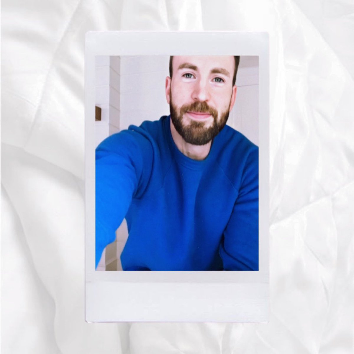 your polaroids if chris evans was your boyfriend — 𝒂 𝒕𝒉𝒓𝒆𝒂𝒅 